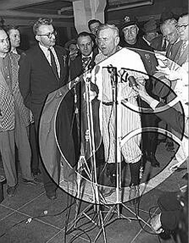 Casey Stengel53N0127
